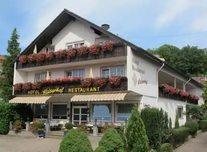 & Restaurant Kaiserhof - 0