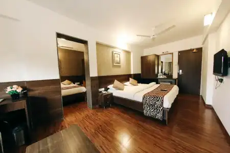 Maharana Inn Chembur - 9