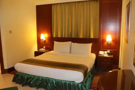 City Seasons Suites - 12