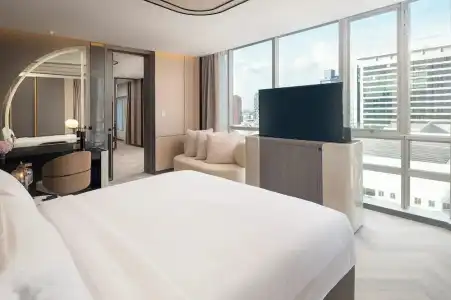 Pathumwan Princess - 93