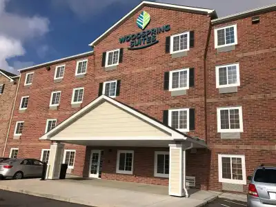 WoodSpring Suites Bakersfield East - 19