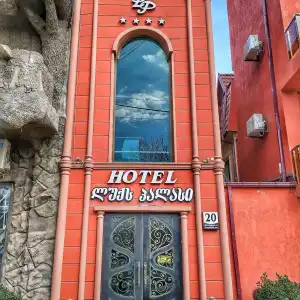 Lux Palace - 15