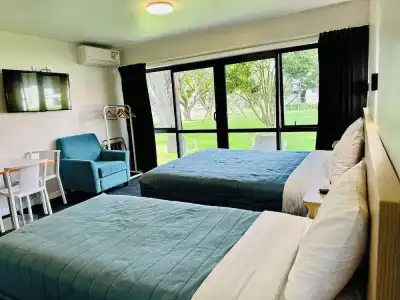Airport Gold Star Motel - 19