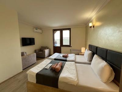The Hill Guest House - 5