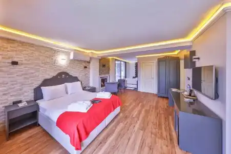 Agva Pieria Luxury +16 - 63