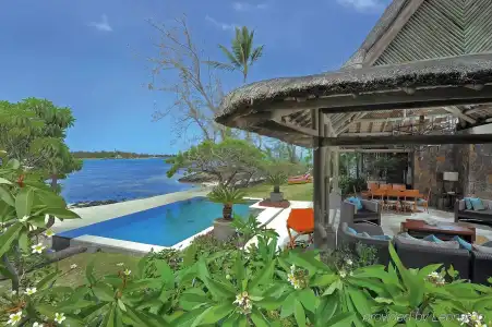 Constance Prince Maurice - 24