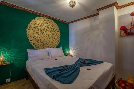 Riad Bamileke - 25