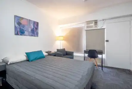 City West Motel - 13