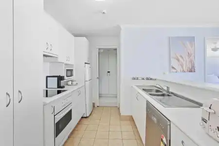 Baronnet Apartments - 51