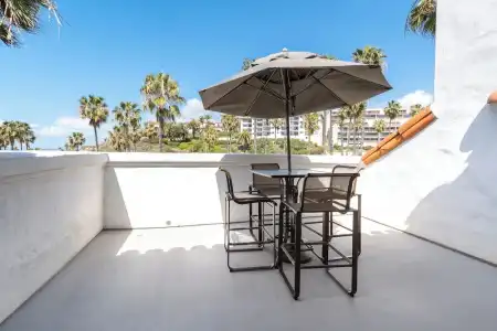 San Clemente Cove - 60