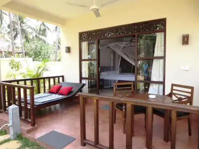 Lanka Beach Bungalows - 5