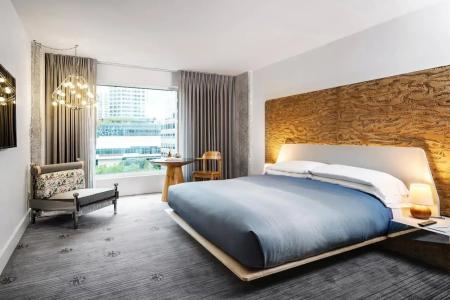 The Line Austin - 45