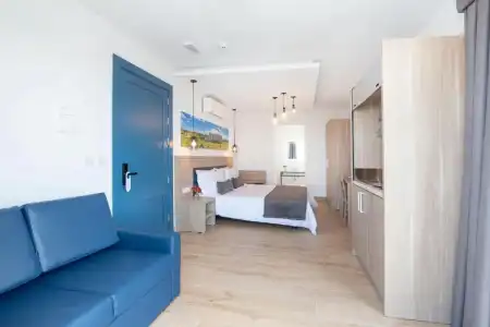 Georges Boutique Living - 21