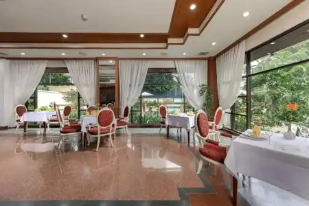Oriental Palace Apartments Hanoi - 28