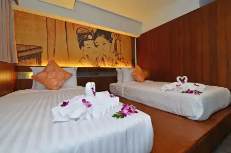 Lap Roi Karon Beachfront - 30