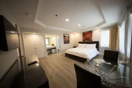Wilshire Crest Los Angeles - 17