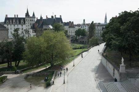 L'Hôtel - Face au Château - Boutique Hôtel et Séminaires - 18