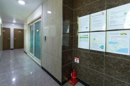 Hub Guest House - 9