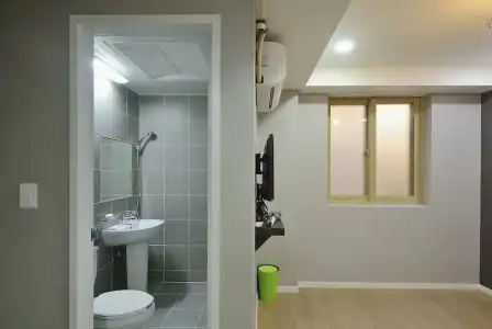 Red Guest House - 18