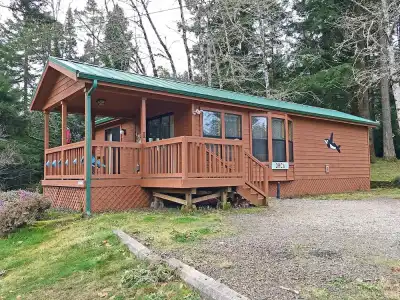 Park Motel and Cabins - 111