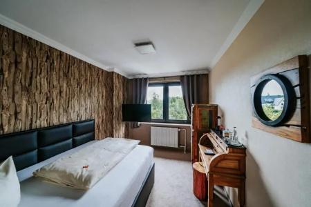 Robrooks Garni - 39
