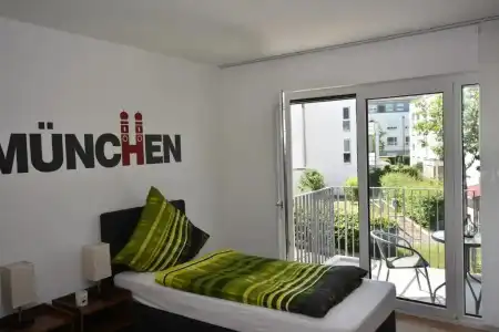Boardinghouse Henschelstraße - 40