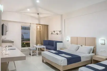 Sea View & Apartments - 3