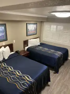 Little Boy Blue Motel - 17