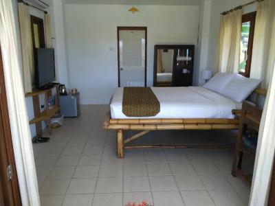 Country Retreat - 28