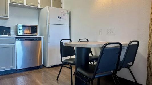 MainStay Suites Las Vegas Flamingo - 54