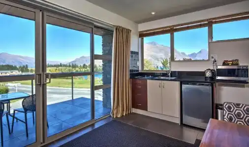 Autoline Queenstown Motel - 72