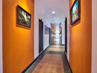 Colorize Boutique - 10