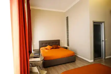 The Roman Empire Guesthouse - 139