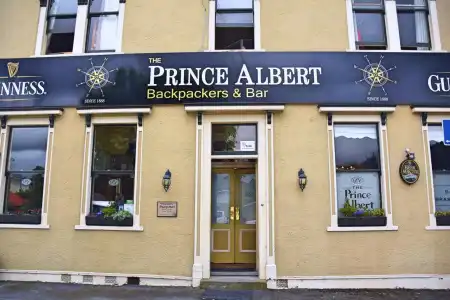 The Prince Albert Backpackers & Bar - 26