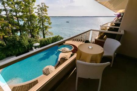 Continental Wellness & Spa - 71