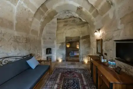 Sarnich Cave Suites - 116
