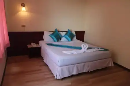 Chumphon Palace - 41