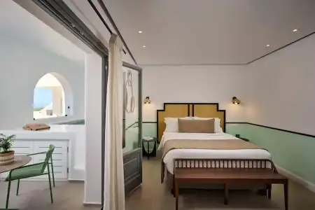 Alleys All-Suite & Spa - 112
