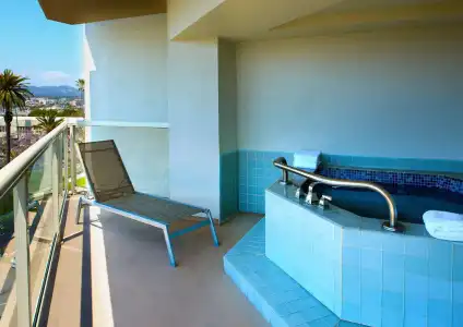 Hyatt Centric Delfina Santa Monica - 17