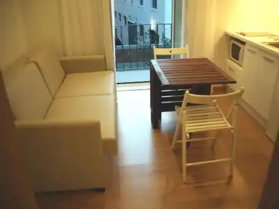 Lisbon Style Guesthouse - 79