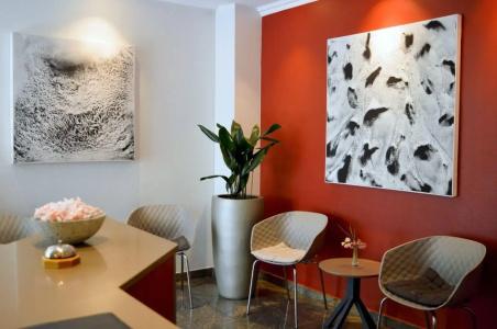 Astor & Aparthotel - 4