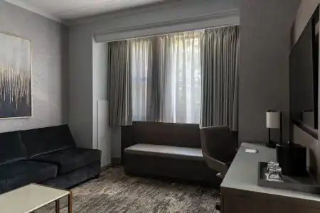 Courtyard by Marriott Chicago at Medical District / UIC - 34