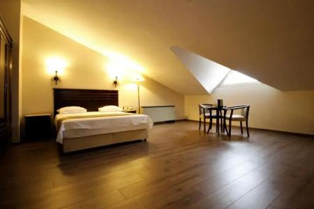 Montania Town - 48