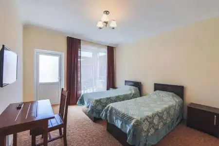 Altyn Bulak Lakeside Resort - 5