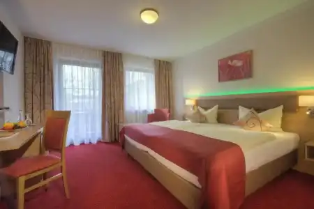 Ströbinger Hof - Therme Wellness Resort - 66