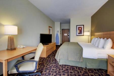Quality Inn & Suites des Moines Airport - 46