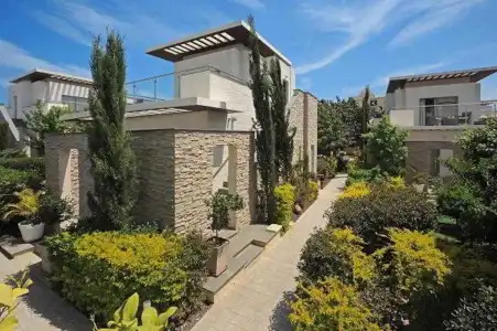 E-Larnaca Resort & Spa - 1