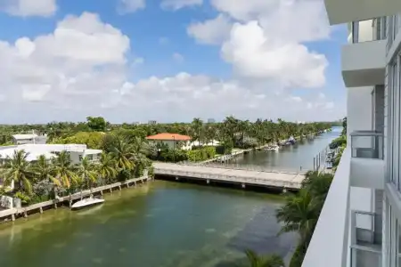 Acqua Bay Luxury Apartments - 80
