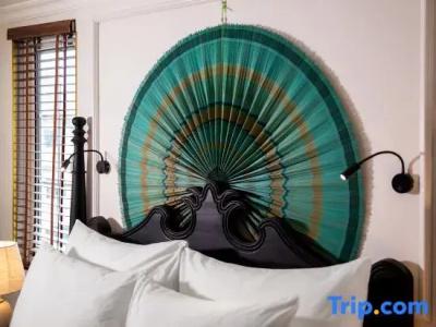 My Boutique & Spa - 115