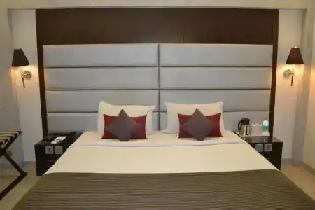 Southern Plaza - 27